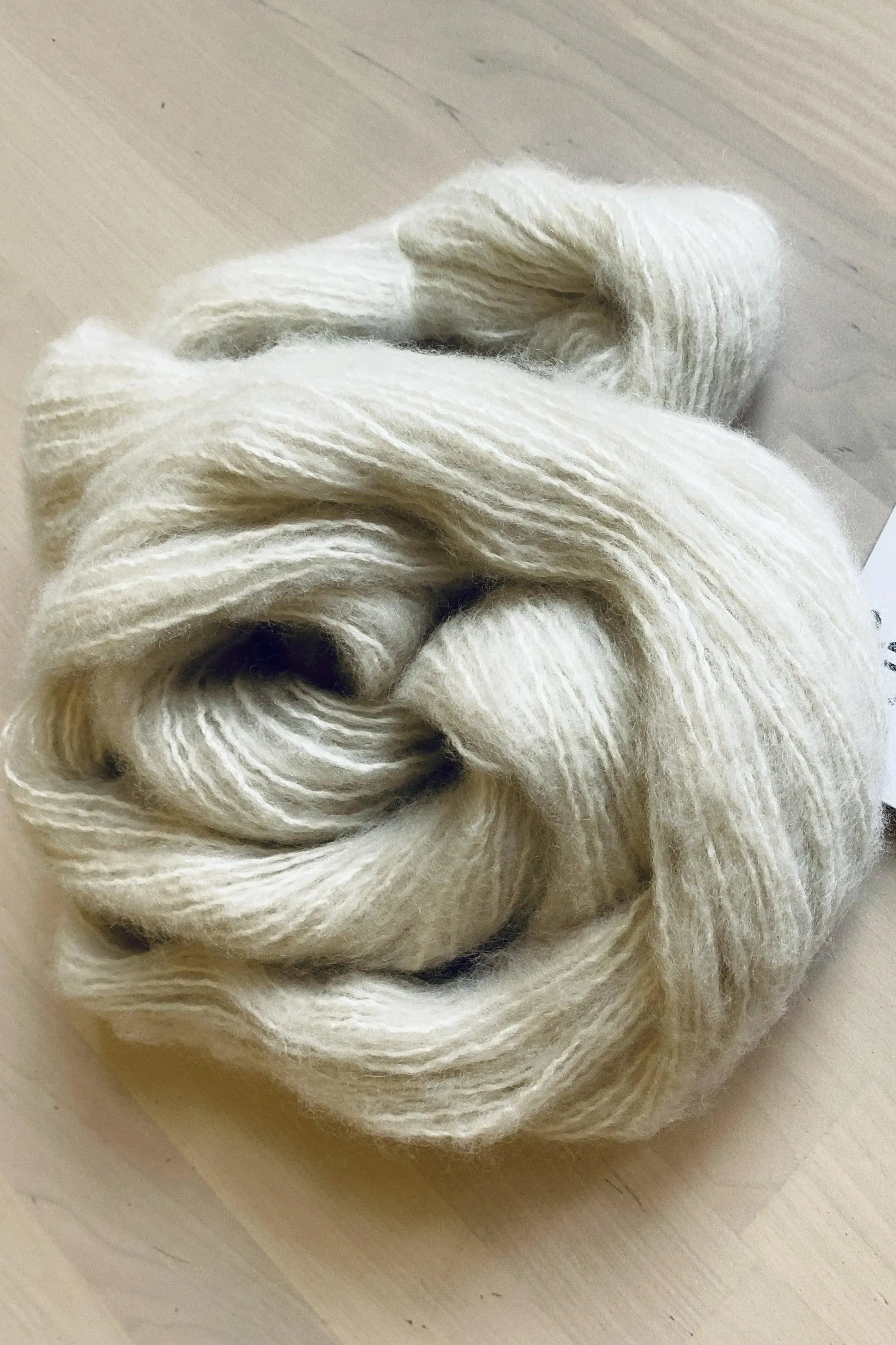 Illimani Yarn Feli