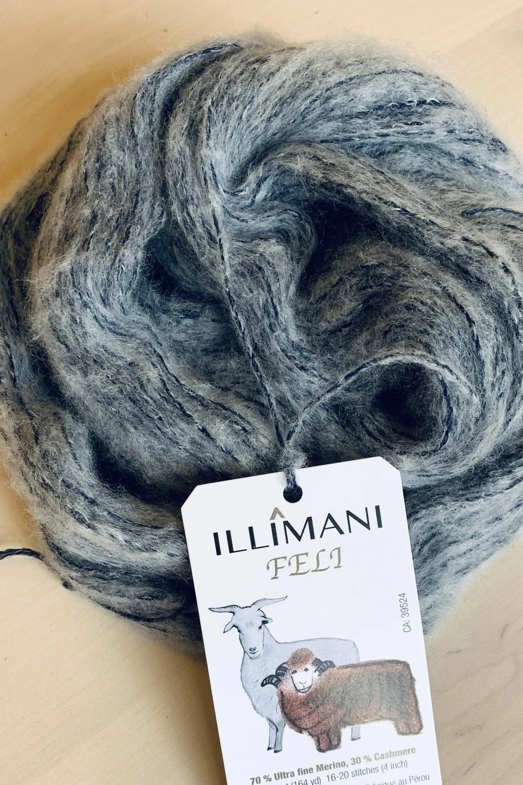 Illimani Yarn Feli