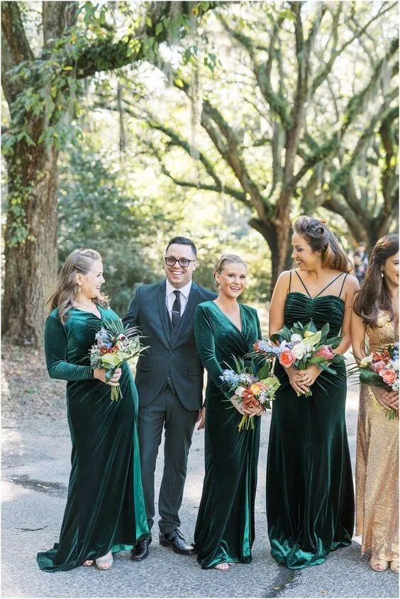 Long Sleeves Winter Emerald Green Velvet Bridesmaid Dresses