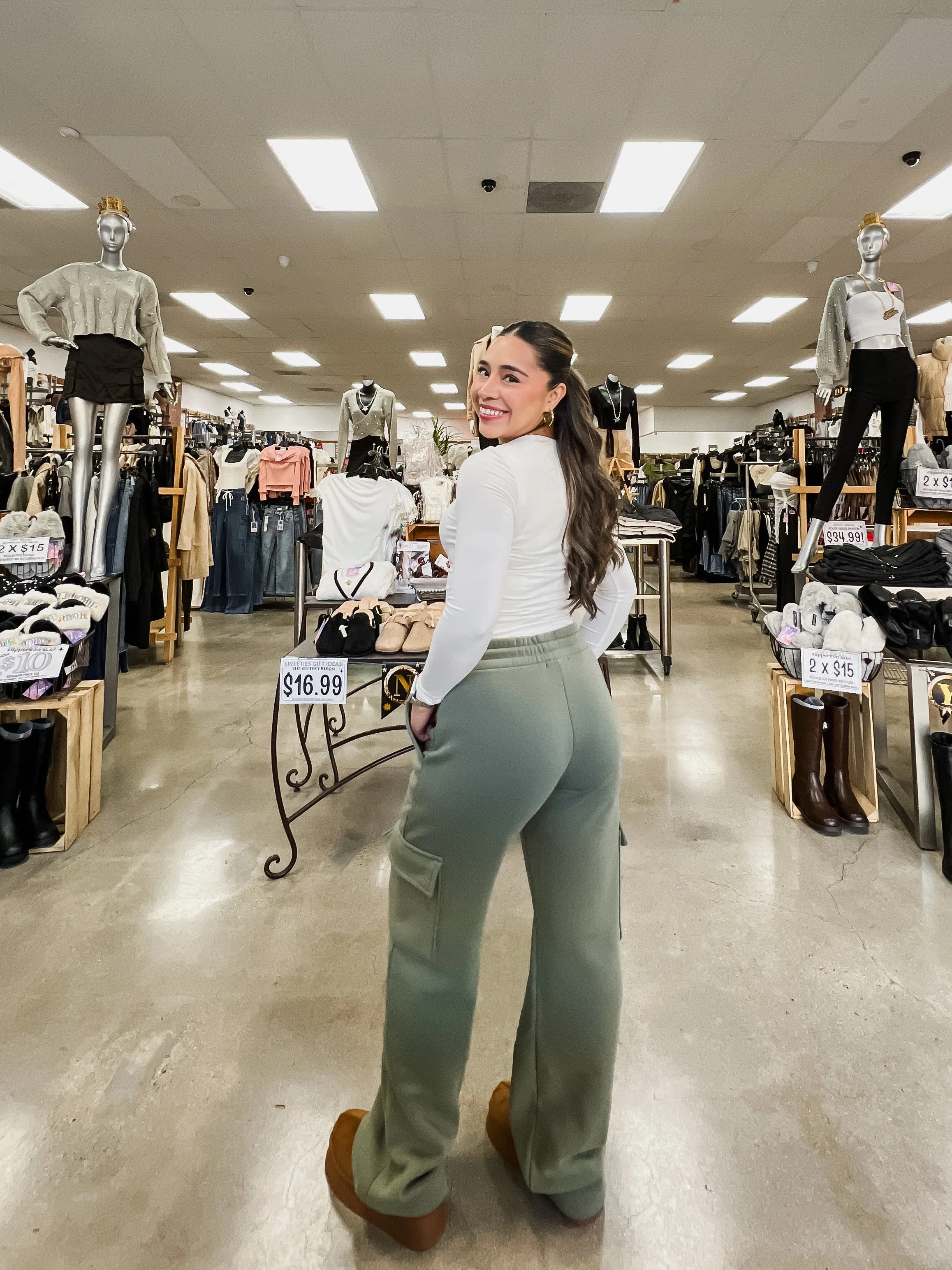 Noelle Cargo Wide Leg Sweat Pants