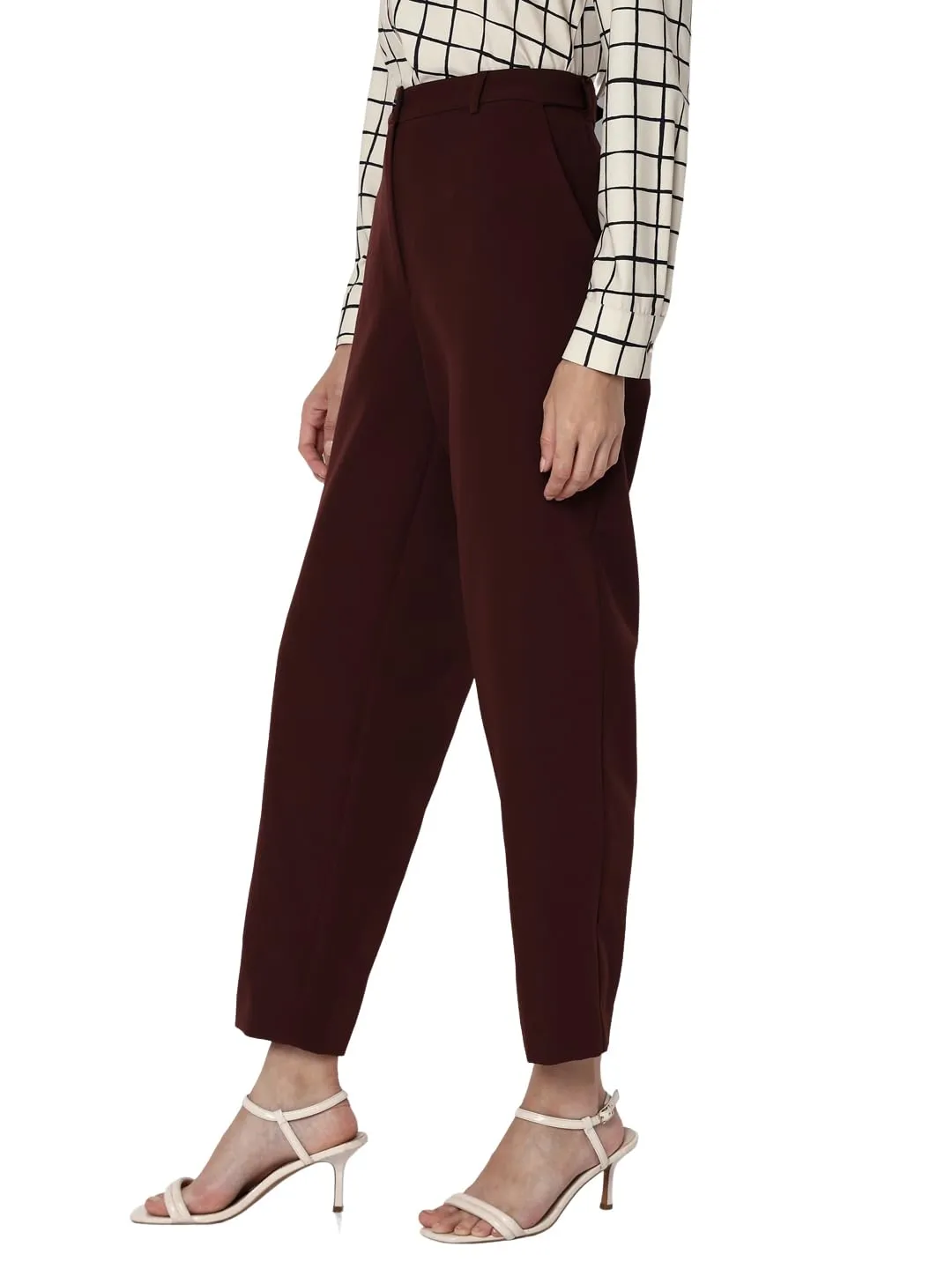 VERO MODA Women's Slim Pants (Bitter Chocolate)