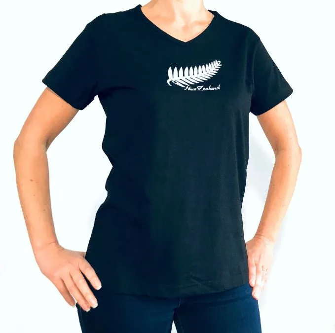 Womens T - Embroided Fern